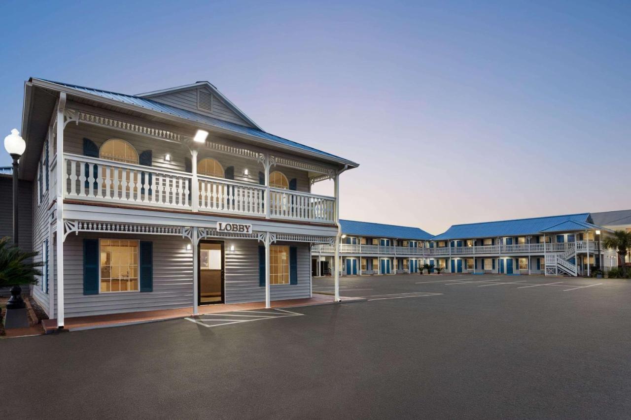 Super 8 By Wyndham Foley Motel Exterior foto
